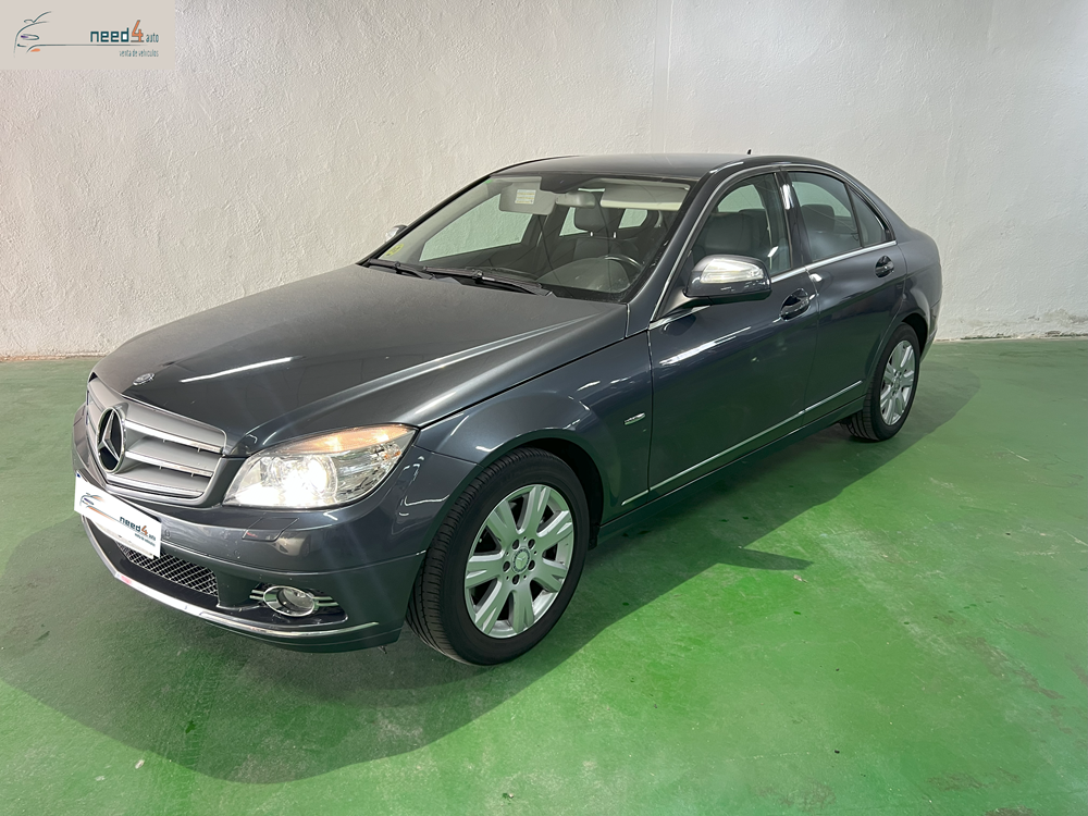 MERCEDES C220
