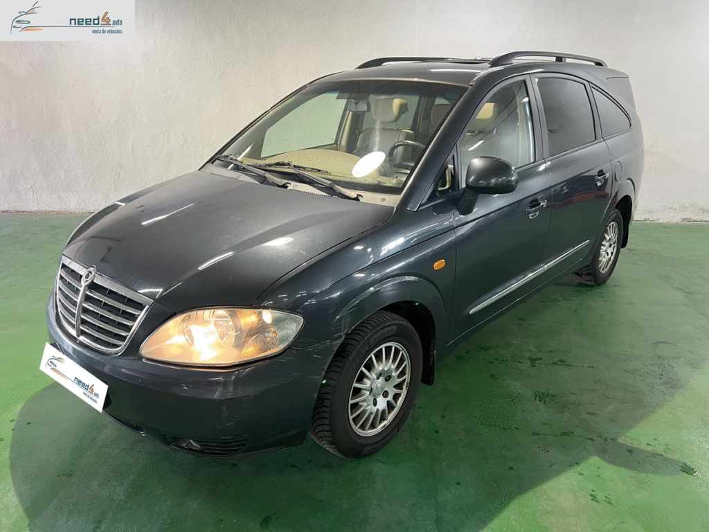 SSANGYONG RODIUS 270XDI PREMIUM