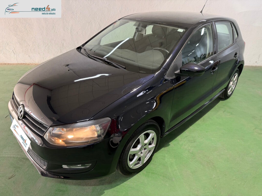 VW POLO ADVANCED