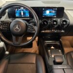 MERCEDES-BENZ  GLA 180