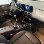 MERCEDES-BENZ  GLA 180